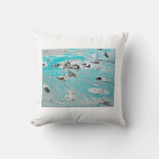 Throw Pillow Kissen
