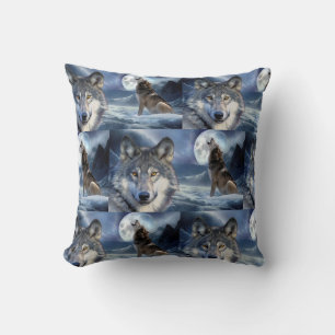 Throw Pillow-Yellowstone Wolf Kissen