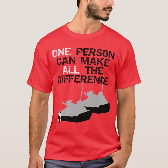 Tiananmen-Behälter-Mann T-Shirt (Vorderseite)