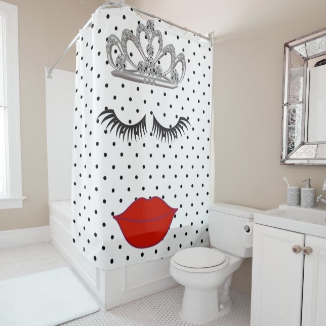 Tiara Party Porte Mon Tiara Dans Le Rideau De Douc (En situation)