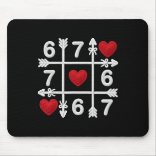 Tic Tac Toe 67 Valentins-Paar Herzen Sechs Sieben  Mousepad