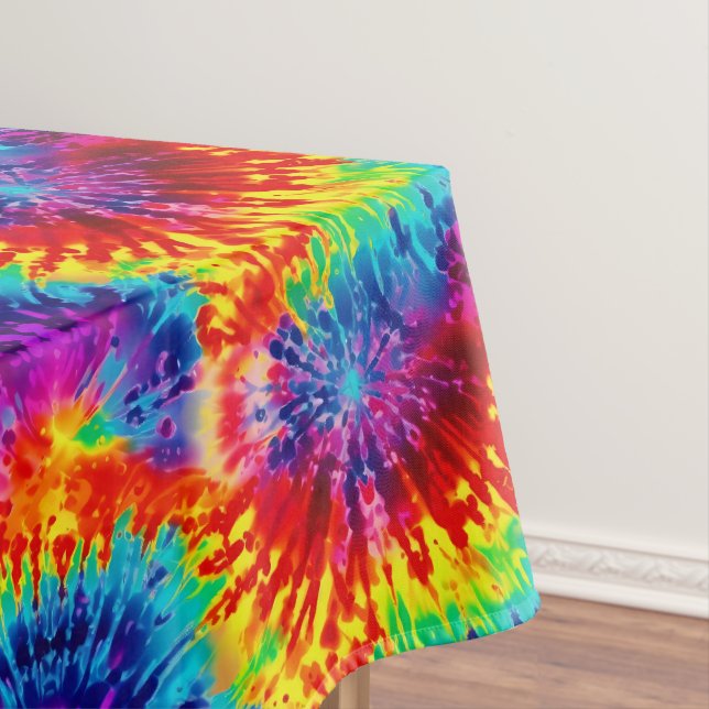 Tie Dye Rainbow Swirl Nappe (In Situ)