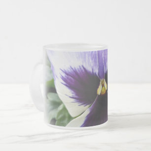 tief lila auf weiße Pansie Mattglastasse
