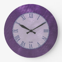 Tief Lila Design aus gebürstetem Stahl