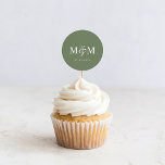 Tief-Sage-Grüne Monogramm-Hochzeitsskalender Umsch Runder Aufkleber<br><div class="desc">Fügen Sie Ihrer Hochzeitskorrespondenz mit unseren Deep Sage Green Monogram Umschlag Aufklebern eine Touch von Eleganz und persönlichem Charme hinzu. Diese Siegel sind perfekt für ein modernes und elegantes Hochzeitsthema geeignet und bieten eine raffinierte Touch, die Ihre Einladungen hervorhebt.</div>