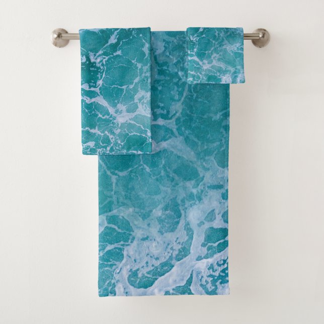 Tiefblaue Ozeanwellen Badhandtuch Set (Insitu)