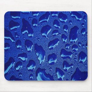 Tiefblaue Wassertropfen Mousepad