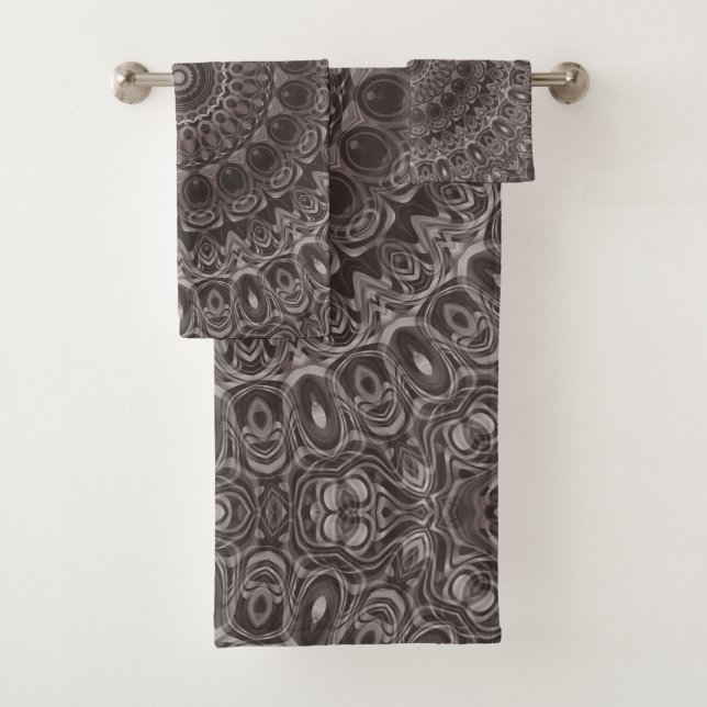 Tiefe samtene Wasserfarbe Mandala in Brauntönen Badhandtuch Set (Insitu)