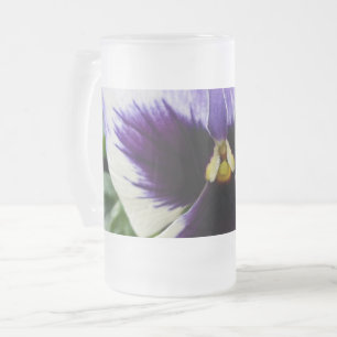 tiefe violette auf weißen Stiefmütterchen Mattglas Bierglas