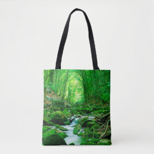 Tiefer Wald im Sommer,Rückwald,tief,tief,tief,flie Tasche