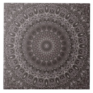 Tiefes Samt-Wasserfarben-Mandala in Brauntönen Fliese
