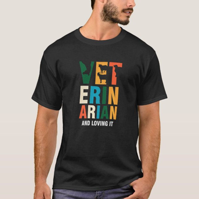 Tierärztlicher und IT-liebender Tierarzt T-Shirt (Vorderseite)