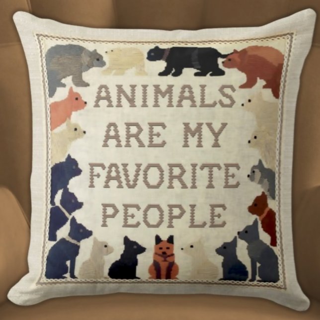 Tiere sind meine Lieblingsmenschen - Funny Imitats Kissen (Animals Are My Favorite People Funny Faux Needlepoint Stitched Pillow Neutral Colors Brick Red Navy )