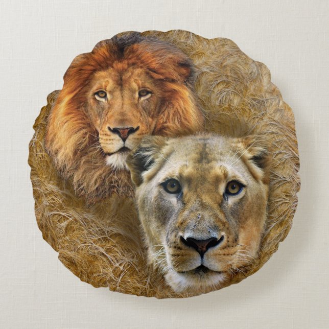 Tierwelt: Löwen und Löwen Rundes Kissen (Vorderseite)