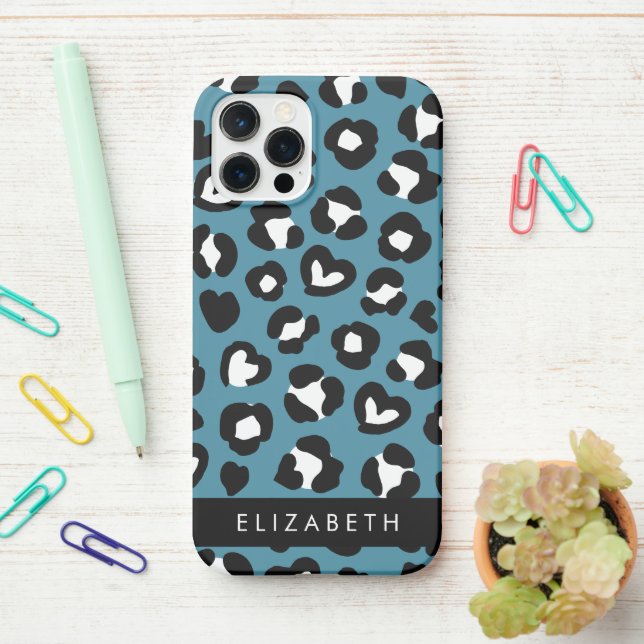 Tierwerbung, Blauer Leopard, Herz, Ihr Name iPhone 12 Pro Hülle (Auf dem Schreibtisch)