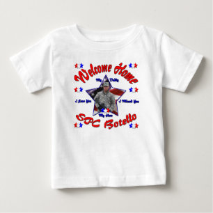 Tiffanys kundengebundenes willkommenes baby t-shirt