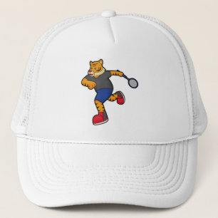 Tiger als Tennisspieler mit Tennisschläger Truckerkappe
