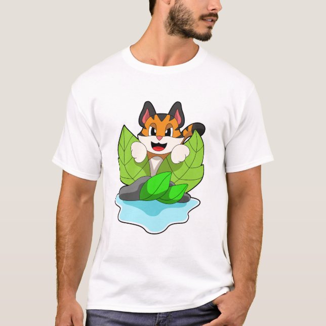 Tiger auf der Jagd T-Shirt (Vorderseite)