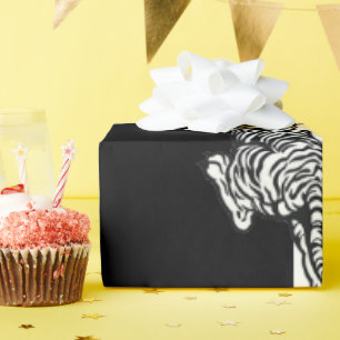 Tiger auf schwarz und weiß  geschenkpapier