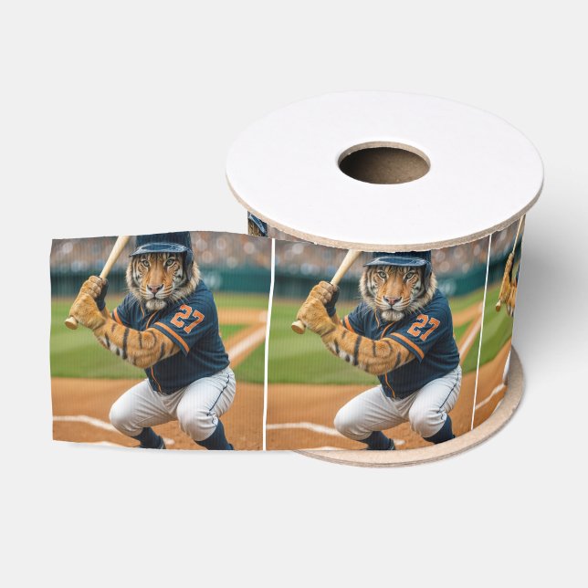 Tiger Baseballspieler #27 ist am Schlag Ripsband (Spule)