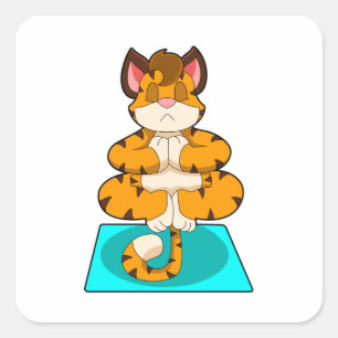 Tiger beim Yoga auf Yoga-Matte Quadratischer Aufkleber