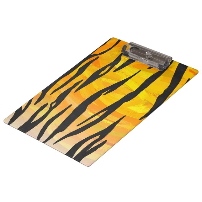 Tiger Black and Orange Print Klemmbrett (Schrägansicht)