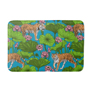 Tiger im rosa Lotusteich Badematte