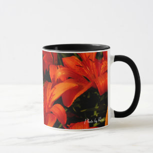 Tiger-Lilien des Schmetterlings-n Tasse