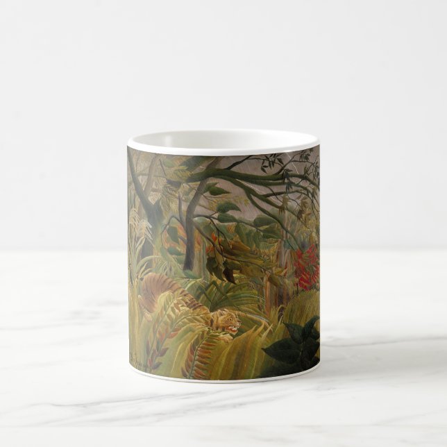 Tiger überrascht in einem tropischen Sturm Kaffeetasse (Mittel)