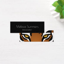 Tiger, wilde Katze auf schwarz