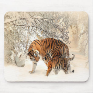 Tigers im Schnee Mousepad