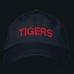Tigerverstellbare Cap Bestickte Baseballkappe<br><div class="desc">Unterstützen Sie Ihr Lieblings-Team mit dieser Kappe. Der Text ist anpassbar,  sodass Sie anstelle von "Tigers" Ihren bevorzugten Teamnamen ersetzen können. Wählen Sie aus einer Vielzahl von Stich-Farben.</div>