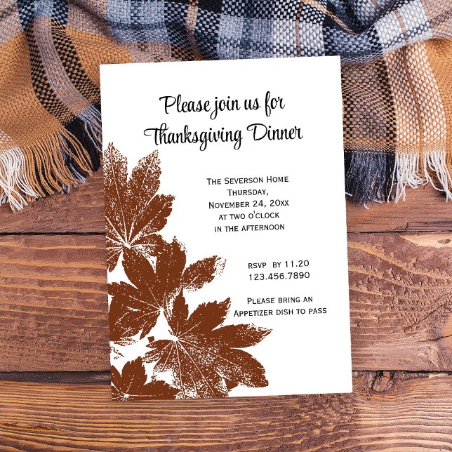 Timbre feuille Brown Thanksgiving Dîner Invitation (Invite friends to gather and give thanks with this woodsy Thanksgiving dinner invitation.)