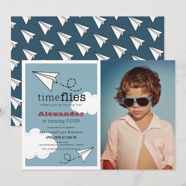 Time Fliegt Paper Flugzeug Blue Boy Foto Geburtsta Einladung (Vorne/Hinten)