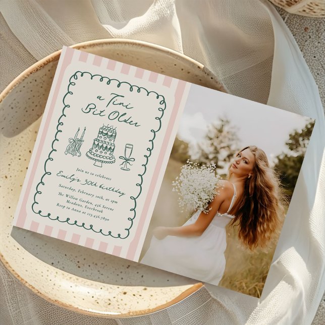 Tini Bit Older Hand Drawn 30th Birthday Photo Einladung (Von Creator hochgeladen)