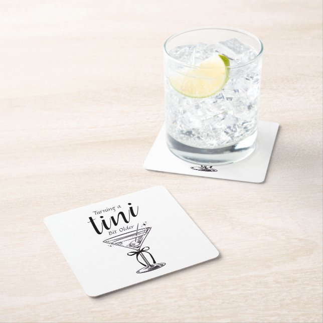 Tini Bit Older - Klassisches Martini-Thema Rechteckiger Pappuntersetzer (Vor Ort)