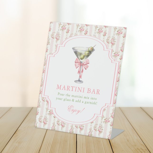 "Tini Bit Older Martini Bar Coquette Sockelschild (Von Creator hochgeladen)