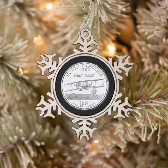 Tinted North Carolina Staat Quarter Schneeflocken Zinn-Ornament (Baum)