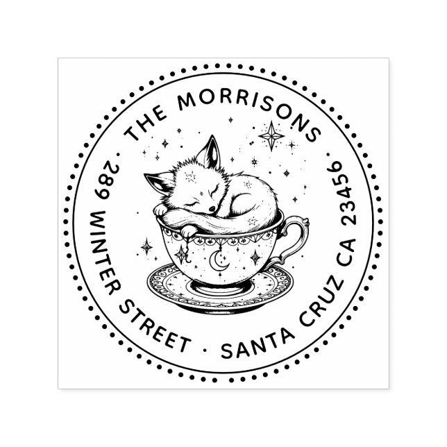 Tiny Baby Fox schläft in Tee Cup Rücksendeadresse Permastempel (Design)