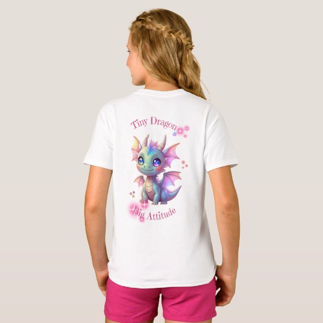 Tiny Dragon, Big Attitude – Kawaii Baby Dragon T-Shirt (Schwarz voll)