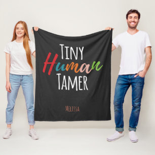 Tiny Human Tamer Kindergarten Lehrerin Typografie Fleecedecke