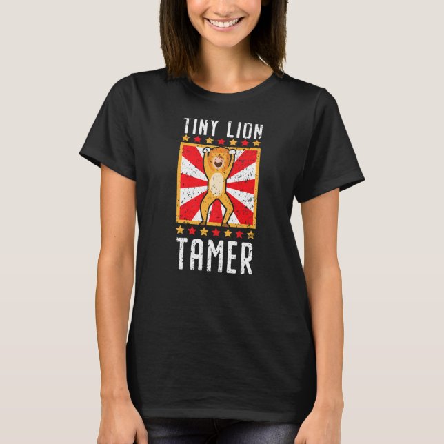 Tiny Lion Tamer Circus Mitarbeiter Kostümkarneval  T-Shirt (Vorderseite)