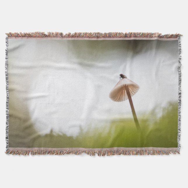 Tiny Mushroom Nature Foto Decke (Vorderseite)