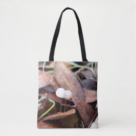 Tiny Mushrooms auf einer komplett bedruckten Tasch Tasche