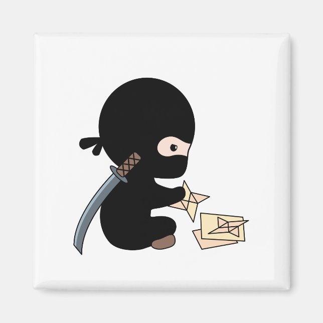 Tiny Ninja Making Origami Paper werfen Star Magnet (Vorne)