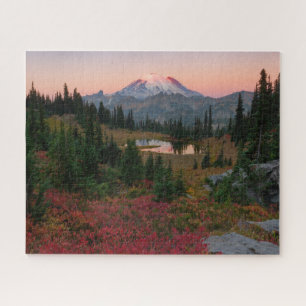 Tipsoo See und Berg Rainier Herbst Sonnenaufgang