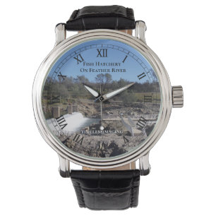Tir à l'eau sur la rivière de plume sur une montre