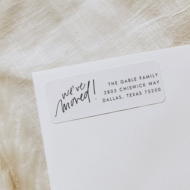 Tiré à la main Nous avons déplacé les étiquettes d (We've moved simple moving announcement return address label.)