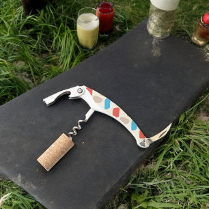 Tire-bouchon Galets multicolores en Arrière - plan blanc