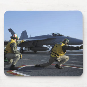 Tireur an Bord USSs George HW Bush Mousepad